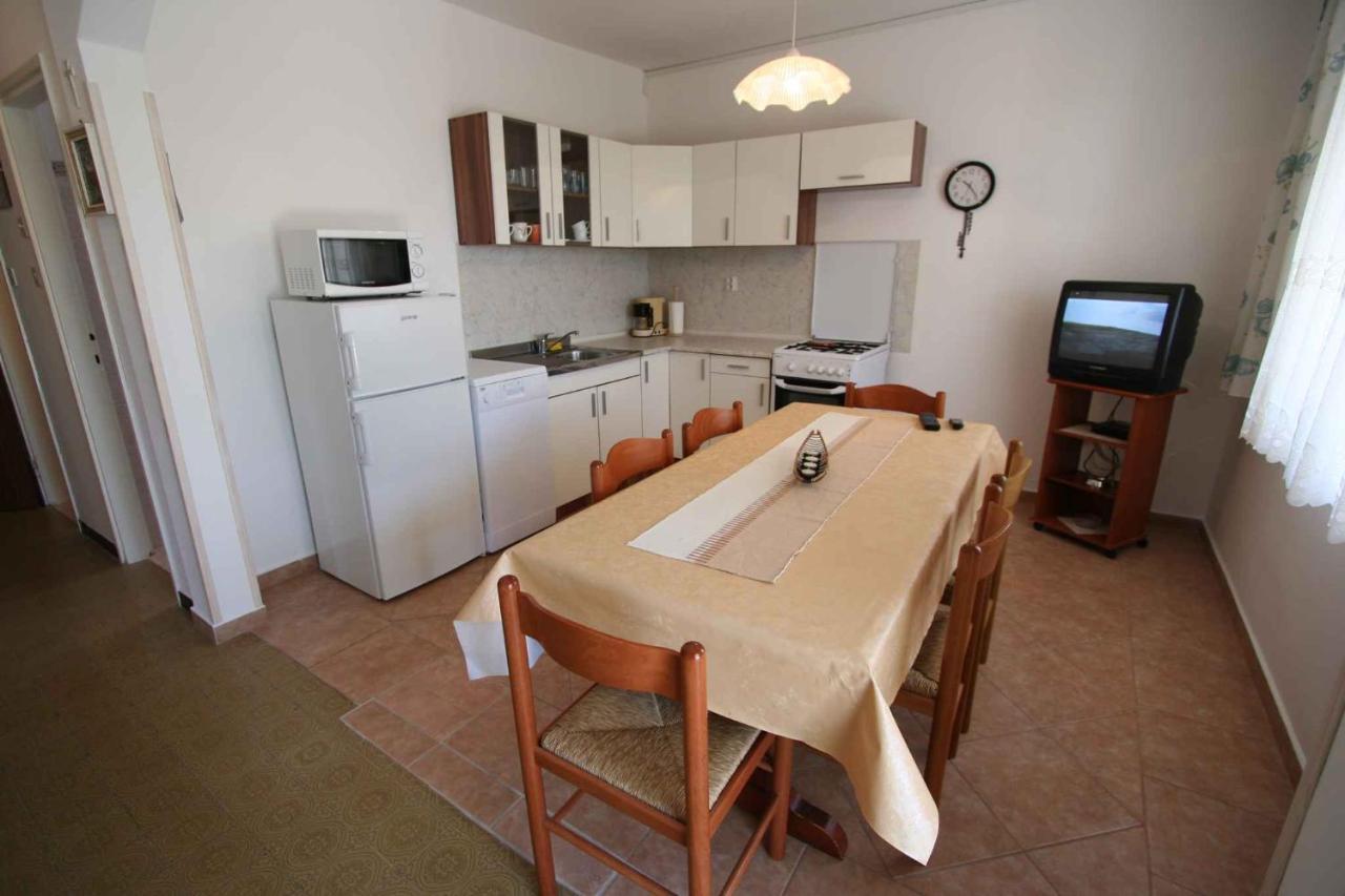 Apartment in Silo/Insel Krk 14533 Exterior foto